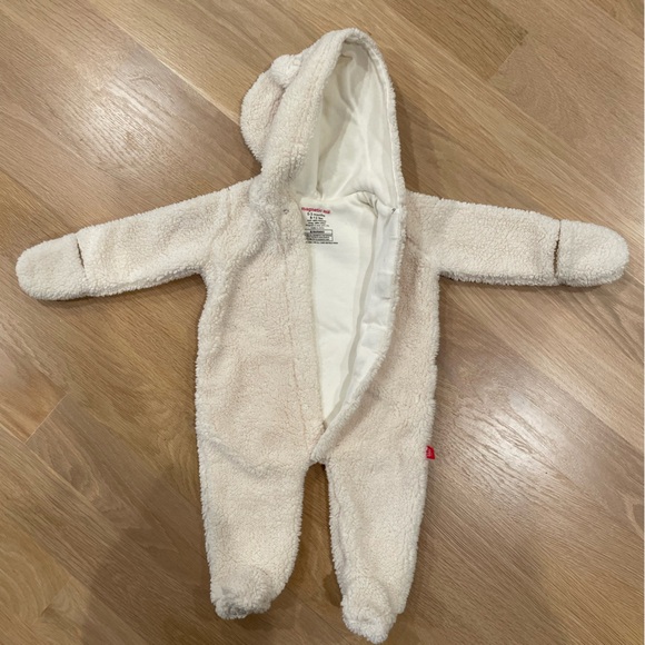 Magnetic me bunting - Picture 1 of 5